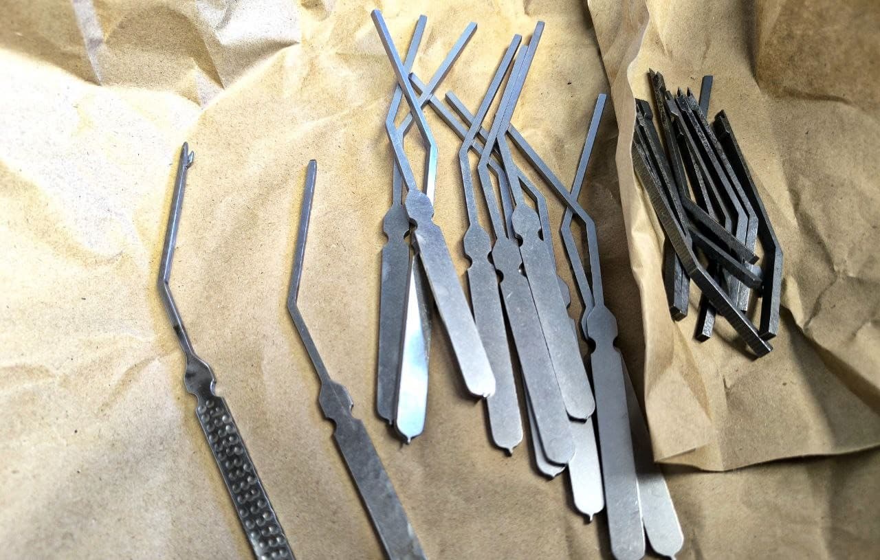 Инструмент для микрохирургии кисти