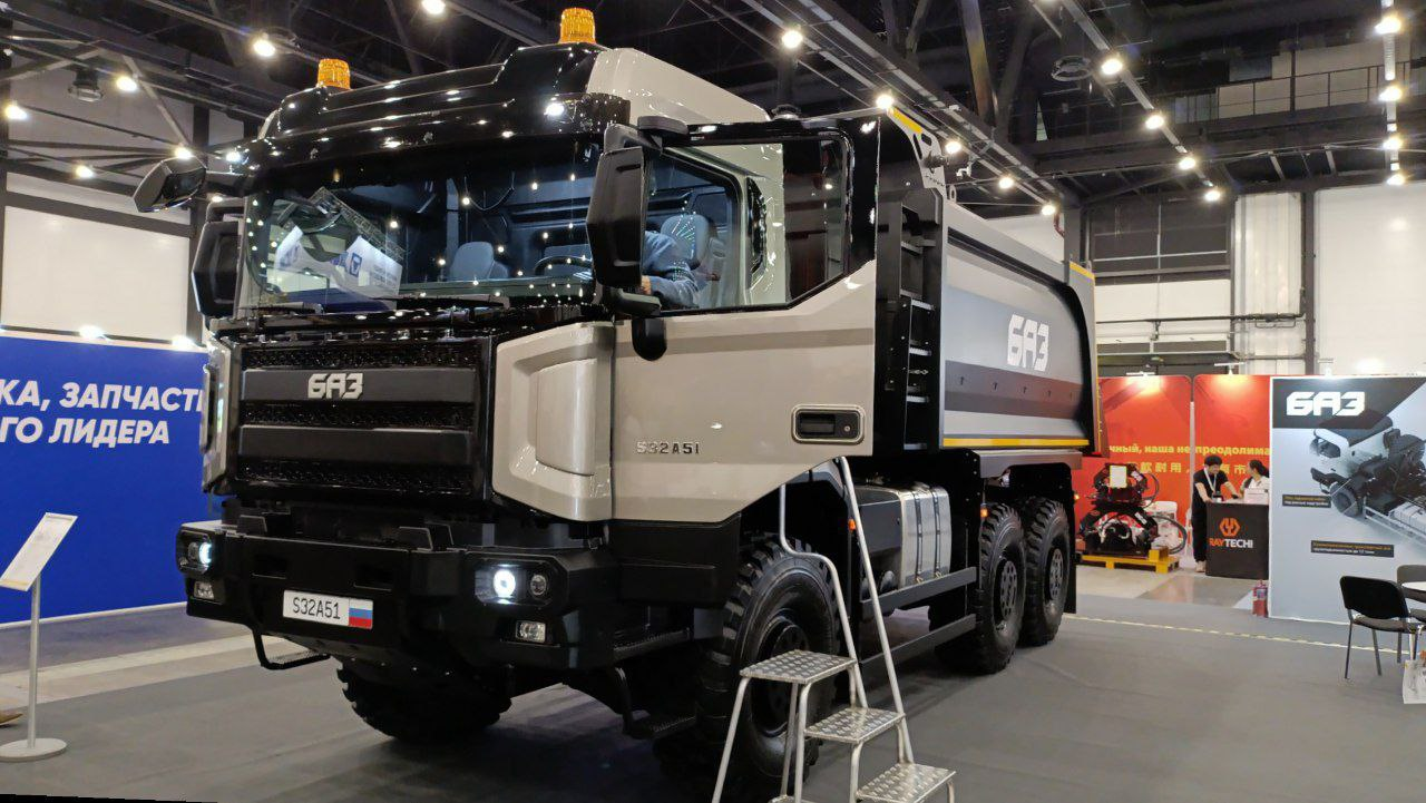 БАЗ S32А51&nbsp;