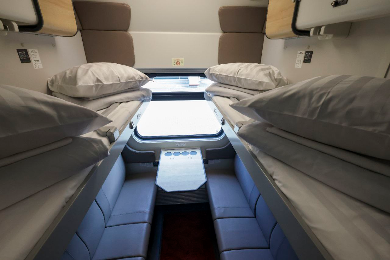 passenger compartment car model 61-4533