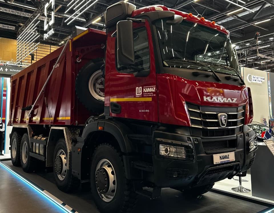 самосвал поколения К5 —&nbsp;КАМАЗ-65951