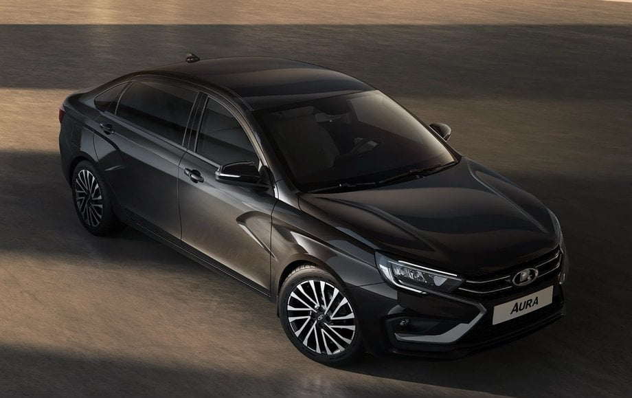 Lada Aura