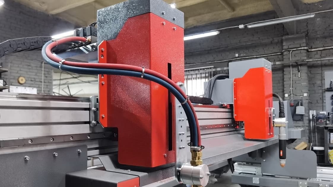 станок плазменной резки металла ULTRAFLAME SBR-2060