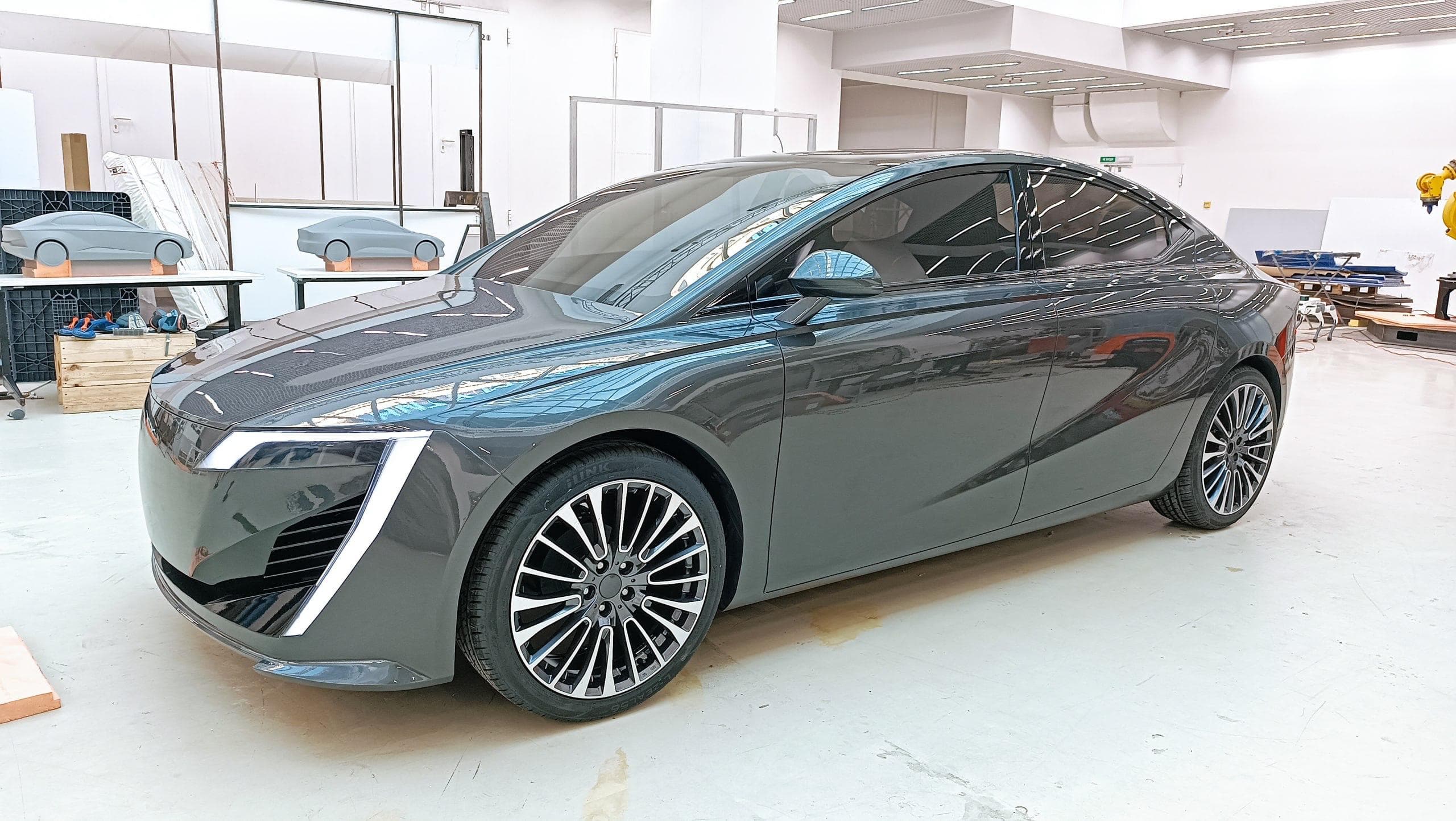 Electric car "Molniya" (prototype)