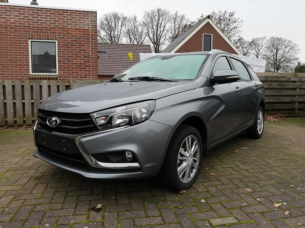 Lada Vesta