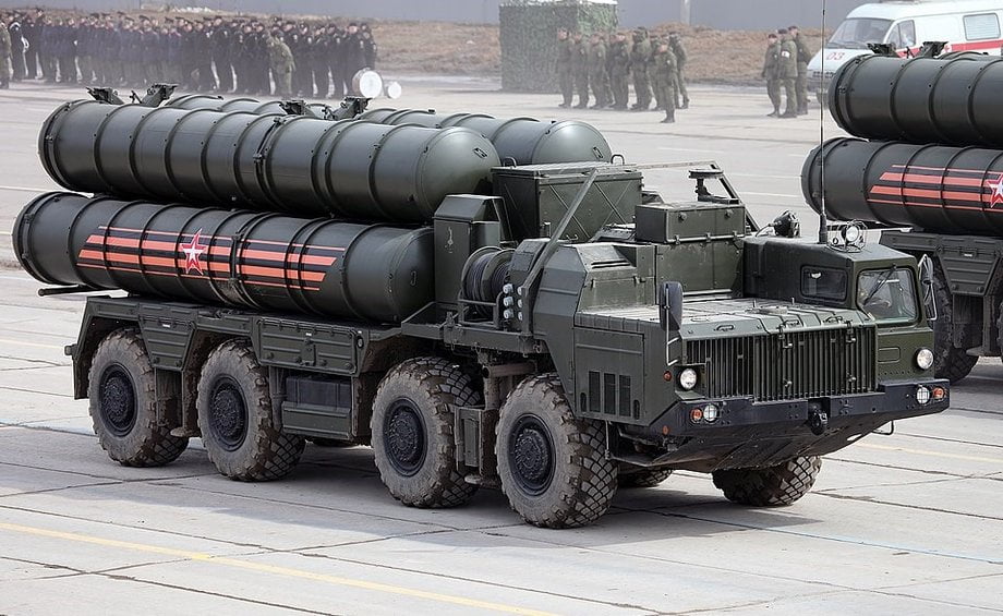 Пусковая установка ЗРК С-400