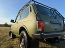 Rehecho, reforzado, protegido: El Lada Niva Legend 2025 se convierte en un todoterreno de caza en Europa