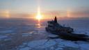 La flota atómica no teme al hielo: el rompehielos "Siberia" se unió al convoy de barcos en el helado Golfo de Finlandia