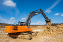 Russian E360C Excavator with 860-Liter Tank Enters the Market