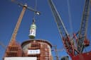Se instaló el cuerpo del reactor de 340 toneladas de la segunda unidad en la central nuclear de El Dabaa en Egipto