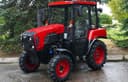 MTZ presentó un complejo de limpieza basado en el tractor BELARUS 320.4 con bomba para hojas
