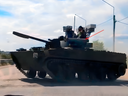 Aparece la primera foto del nuevo BMP-3 con ATGM en la torreta y EW