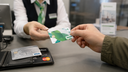 No prohibición, sino anulación: cómo Visa y Mastercard serán retiradas de la circulación