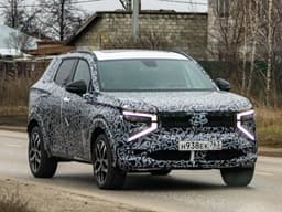 Прототип Lada Azimut с 1,8-литровым мотором засняли в Тольятти