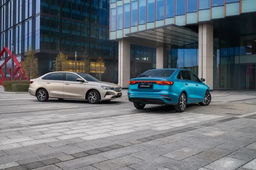 Geely Emgrand сняли с продажи в России