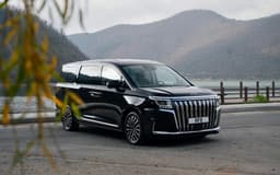 JAC привёз в Россию новый минивэн RF8 и назвал цену