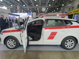 Lada Iskra-based ambulance for transporting bedridden patients presented in Russia