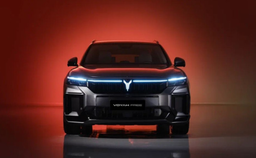 Названы главные конкуренты обновлённого гибридного кроссовера Voyah Free Sport+