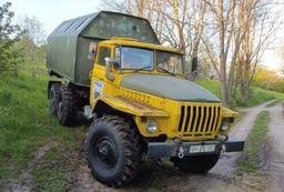 Unique camper based on the Soviet "Ural" truck put up for sale in Germany