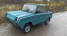 "Time capsule" from the 90s: A rare SMZ motor carriage put up for sale