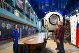 Roscosmos cosmonauts begin certification training on Russian ISS simulators