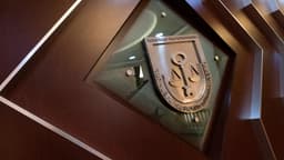 Smuggling of tablets and Dyson hair dryers. SRC of Armenia denies covering up employees