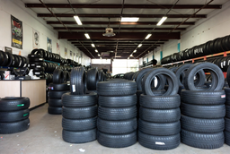 Roskachestvo обнаружило канцерогены в китайских шинах — российские прошли проверку