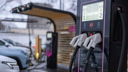 Second Electric Vehicle Charging Hub Opens in Moscow
