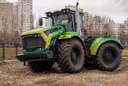 Тимрязевский университет получил трактор «Кировец» в подарок