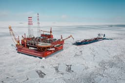 The only oil platform "Prirazlomnaya" operating on the Arctic shelf has been approved by RS