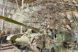 Защита танка Т-90М «Прорыв» в форме одуванчика пошла в войска официально