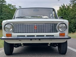 Не каждому по карману: уникальную «Копейку» 1977 года выставили на продажу в РФ