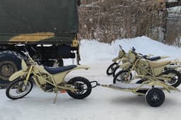 Электромотоциклы Иж-Эндуро с прицепами и электросамокат «Иж-ScootWay» передали российским военным