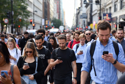 Los operadores móviles de Rusia comenzaron a cobrar por el internet ilimitado en las tarifas antiguas