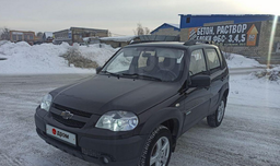 Un Chevrolet Niva único con motor Toyota a la venta en Rusia