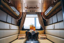 Nuevos vagones con ducha y multimedia se incorporan al tren "Belogorie"