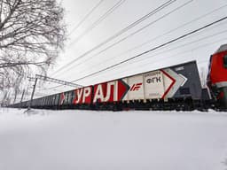 "A Landmark Moment for Domestic Wagon Building": Train with New Ural Wagons Sent to the Far East