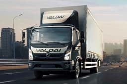 Valdai 12 Trucks Get YMZ-53445 Engine of Euro-5 Standard