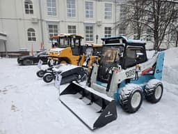 Тише, чище, мощнее: электрический погрузчик АНТ-1000Е от холдинга «Высокоточные комплексы» представили в Москве