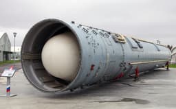 Ракеты старше 40 лет: срок службы ядерных МБР УР-100Н с «Авангардом» продлят