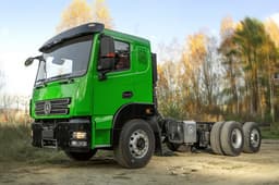 Casi un MAN ruso: comenzó en la región de Ulyanovsk la producción de camiones Uraman con eje elevable