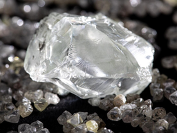 Encuentran un diamante de 56 quilates en el norte de Rusia