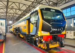 New track machine PMA-3 starts factory tests in Kaluga