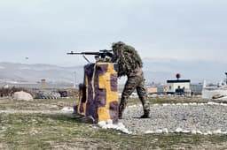 Стрельбу из СВД, СВ-98 и АСВК отработали российские снайперы в Таджикистане