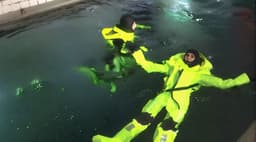 For work on ships and submarines: the latest work-rescue suit has passed tests and will enter the Russian Navy