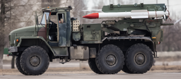 En Rusia crearon un nuevo "sustituto de defensa aérea" basado en el "Ural" con misiles R-77 del Su-35