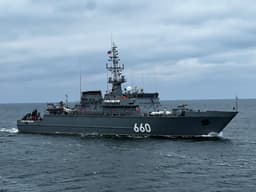 Рейдовый тральщик «Василий Поляков», переданный ВМФ РФ сразу после распада СССР, форсировал минные заграждения в Балтийском море