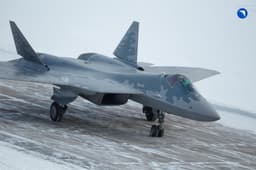 Подсказки от ИИ для пилота: как меняется технический облик Су-57Э раскрыли в Рособоронэкспорте