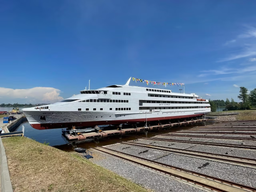 Los barcos de pasajeros para Krasnoyarsk por 8.7 mil millones se han convertido en una construcción prolongada