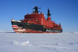 Border Guard Service vessels and fishing fleet to be repaired in Murmansk