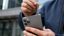 The phone will escape bad connection itself: Russia launched switching between operators